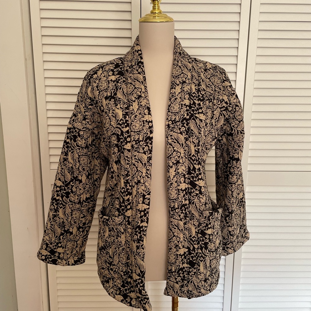 Chic Black and Cream Women's Blazer